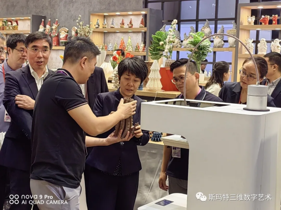 Canton Fair's beautiful scenery line - Smart Ceramic 3D Printing